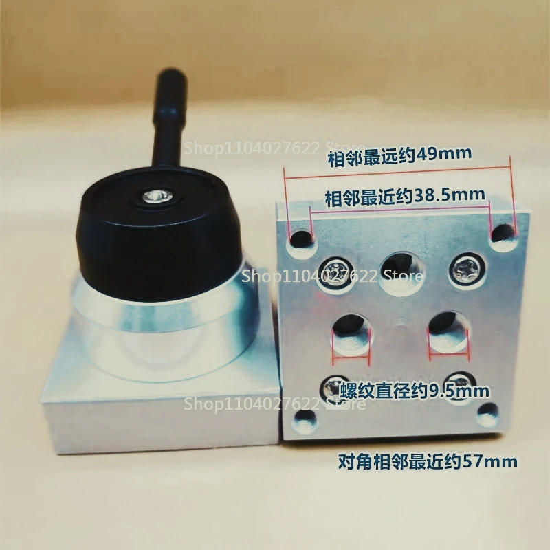 

Аксессуары для пневматических домкратов: Переключатель управления подъемом, резиновый поворотный масляный клапан, насос-усилитель и железная опорная площадка для регулировки высоты