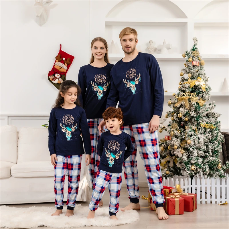 

2024 Christmas Family Matching Outfits Deer Father Mother Children Pajamas Sets Plaid Mommy and Me Xmas Pj's Clothes Tops+Pants