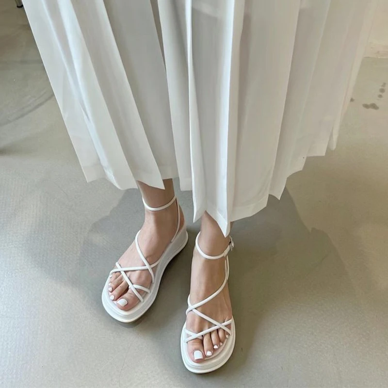 Sandalias Femininas Platform Shoes Sandales Femmes Cross-tied Summer Sandalen Dames 2022Casual Wedge White Sandals Zapatos Mujer