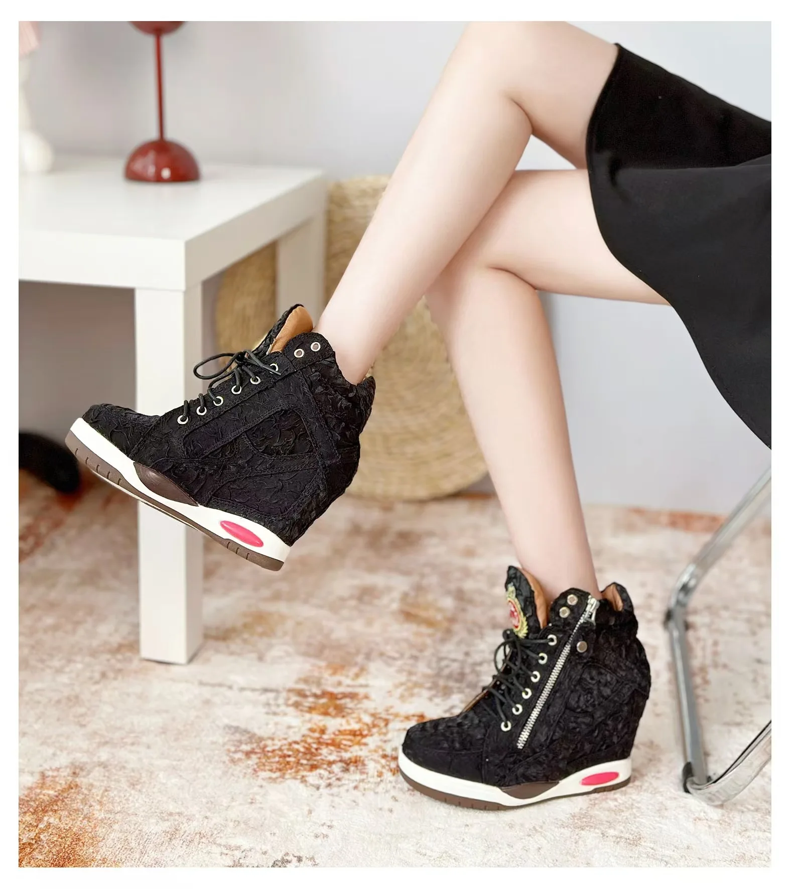 Fashionable and personalized sponge cake inner height increasing thick soled casual lace up short boots for women\'s autumn shoes