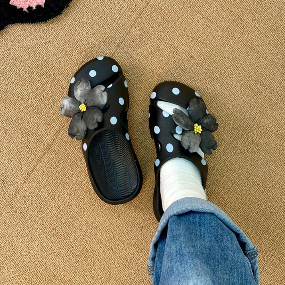 Sweet Flower Accessories Polka Dot Closed Toe Clogs Summer New Women Casual Korean Ins Slides Cute Daily Outdoor Seaside Sandals