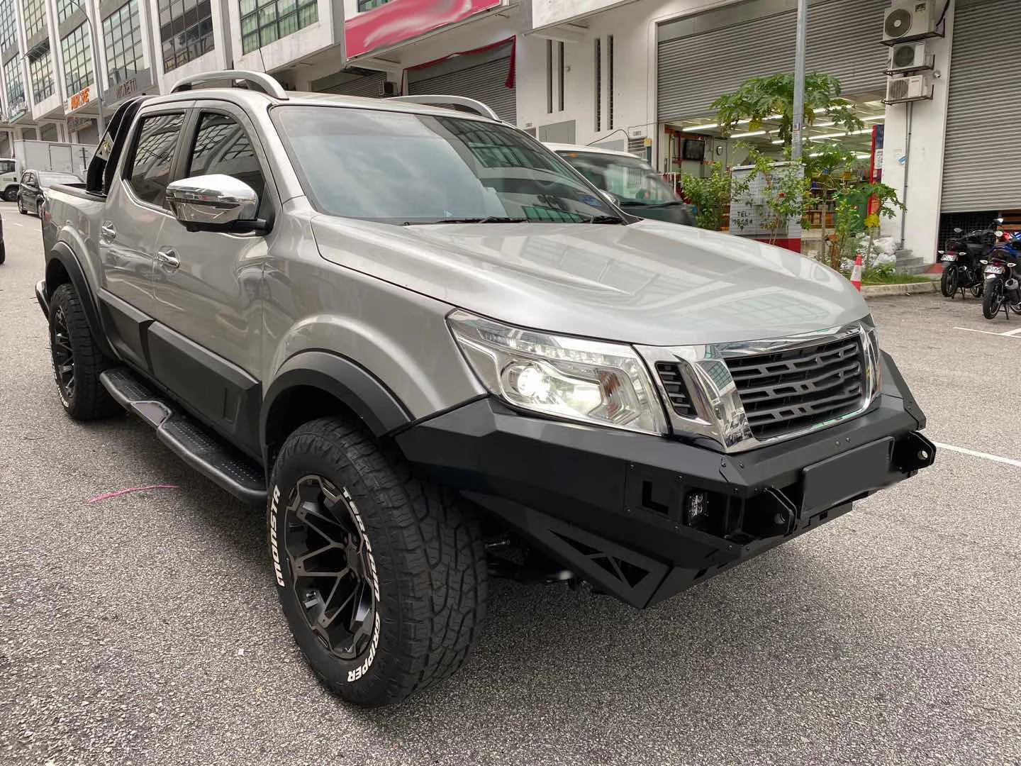 4x4 Pickup Truck Steel Front Bumper Guard Bull Bar Pick up Front bumper for nissan navara frontier np 300 D40