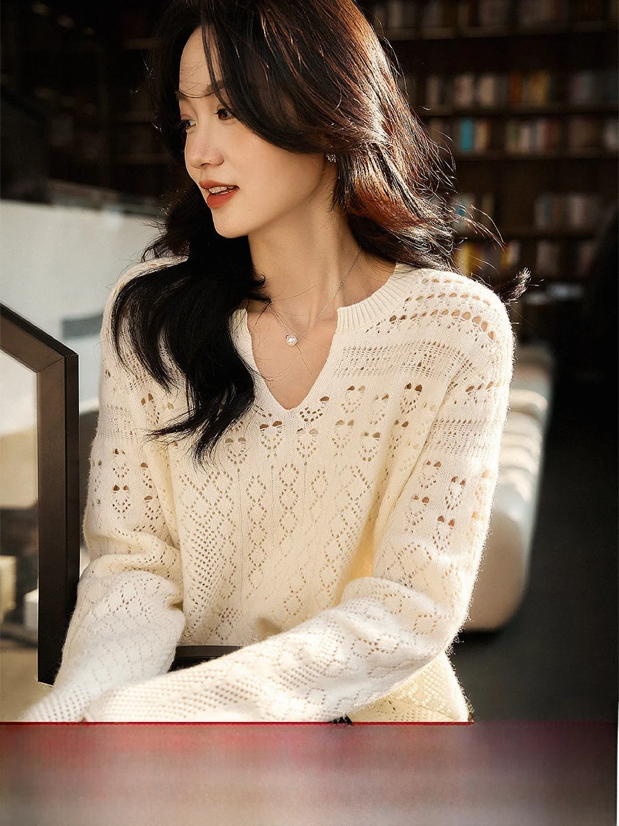 

Marrng Love Knitted Sweater Wool Camere Hollow out Embroidery Knitwear Scissors Collar Top Spring New Sle Women's Faion
