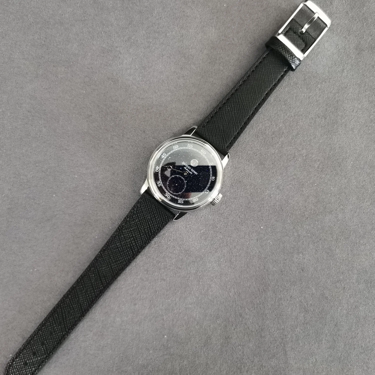 

JACQUES GENRY Men Automatic Watch 38mm Jump Hour Mechanical Wristwatch Sappire Mirror ST17 Mov White Dial