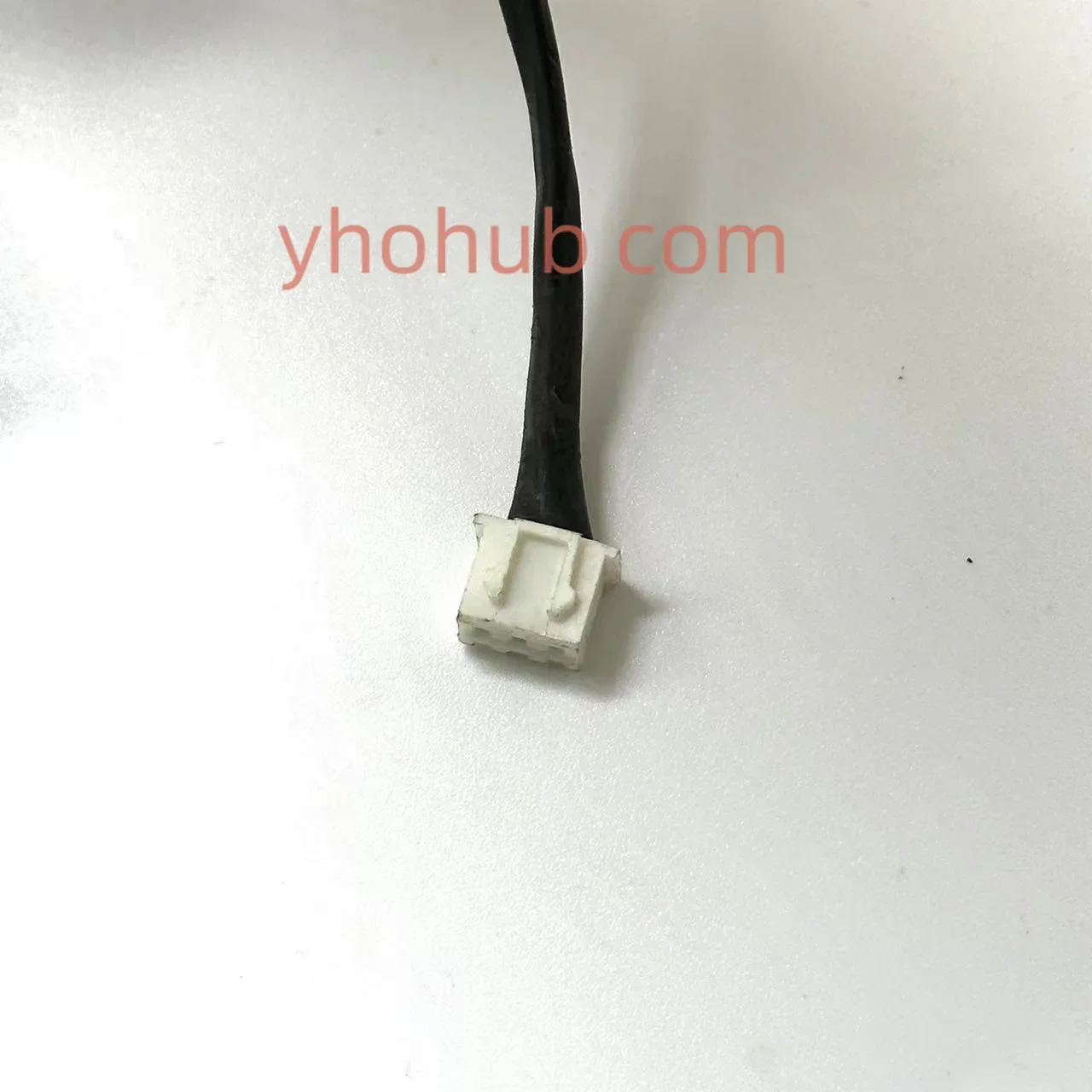 Delta Electronics AFB0812HH R00 DC 12V 0.30A 80x80x25mm Server Cooling Fan