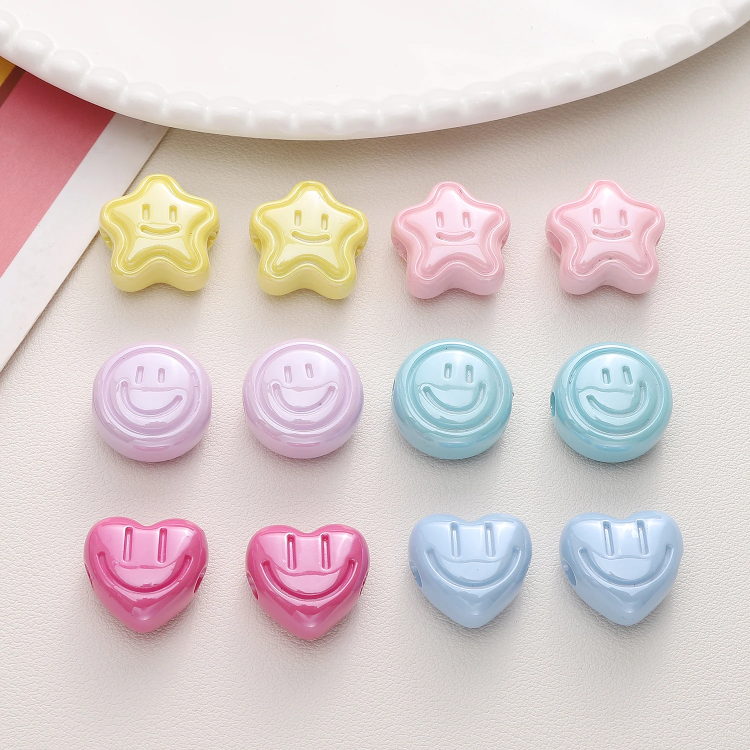 

2pcs 18mm Colorful Acrylic round Heart Star Beads Loose Spacer for DIY Necklace Bracelet Pendants Jewelry Making Accessories