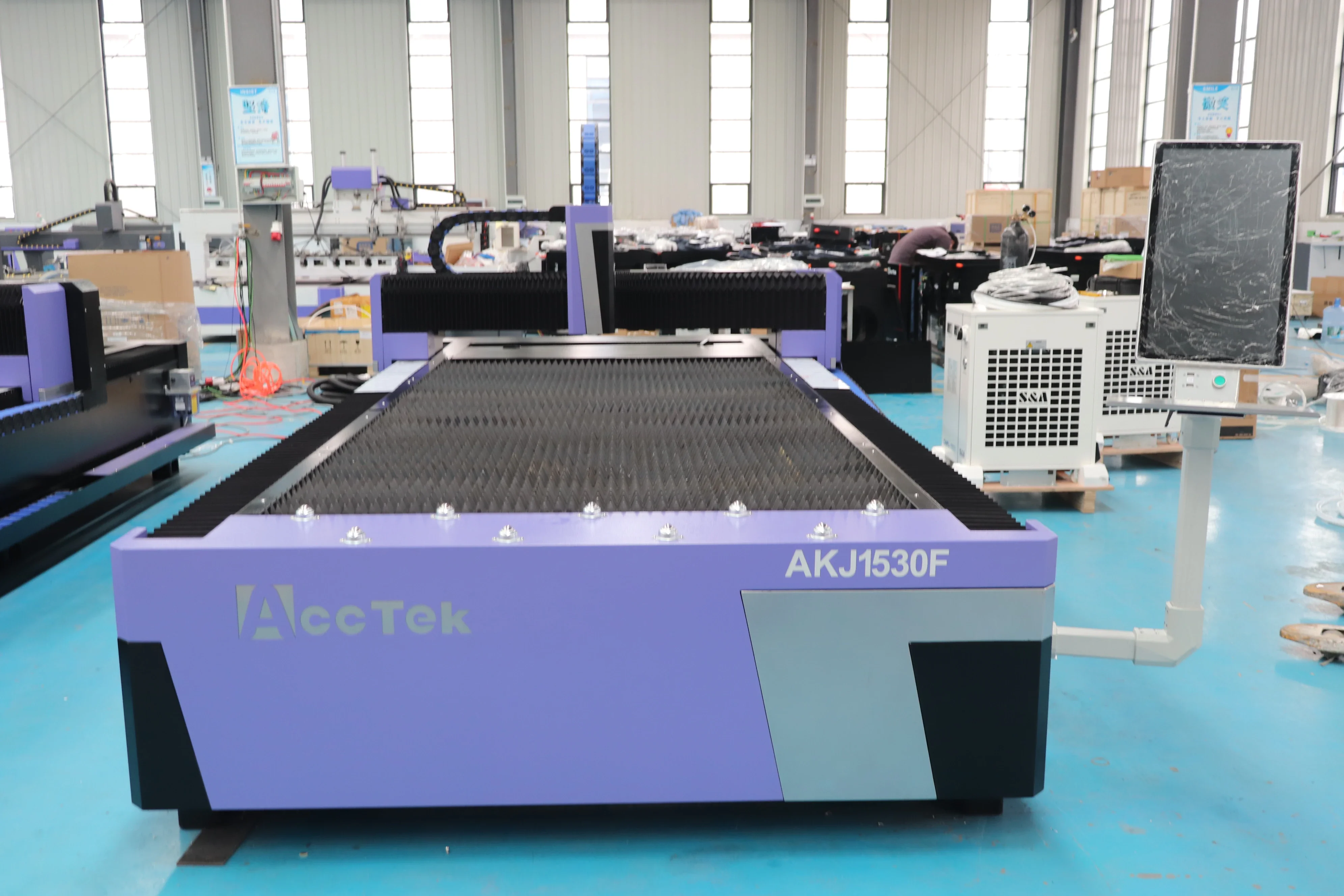 Jinan New Design Matel Fiber Laser Cutting Machine for Sheet Metal Processing Aviation Spaceflight Electronics