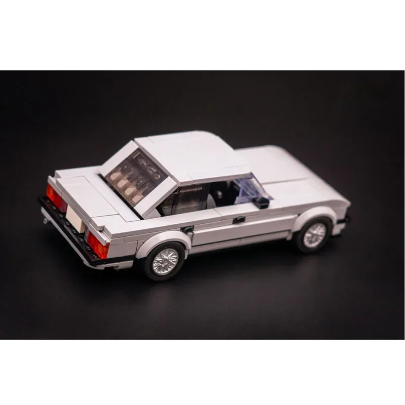 

MOC-190913 New Classic Iconic Supercar Building Block Model 331 Parts Creative Toy for Boys, Children's Birthday and Christmas