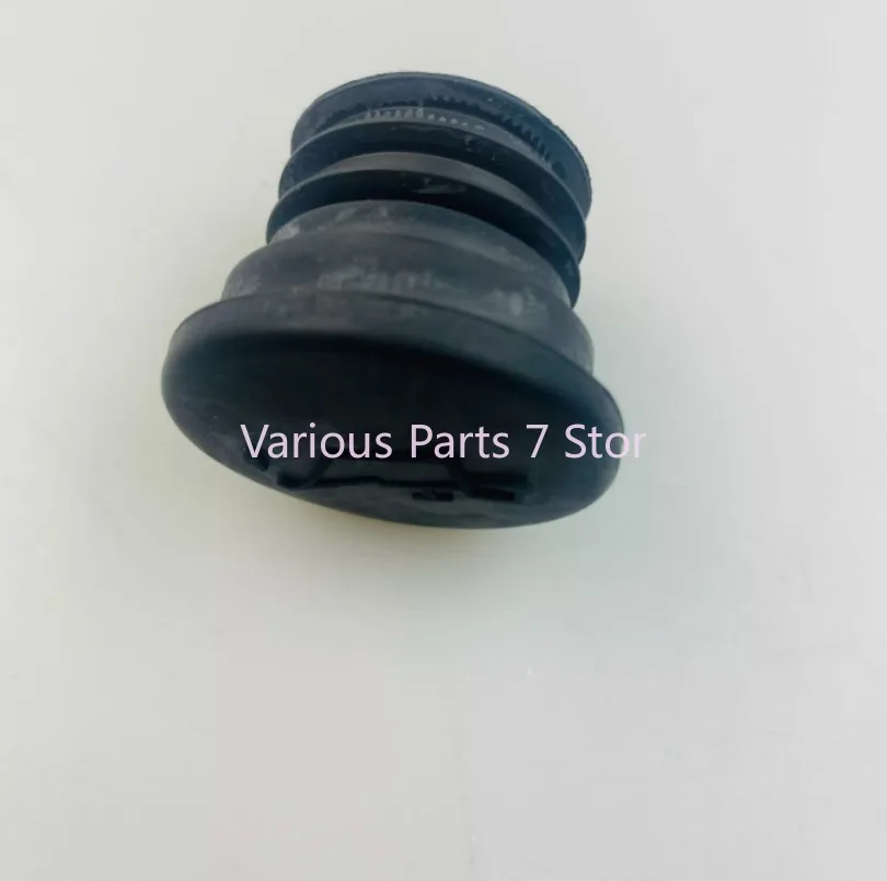 FitFor Kubota Excavator U30-5/KX155/KX161 Engine D1503/V2003/V2403 Oil Plug