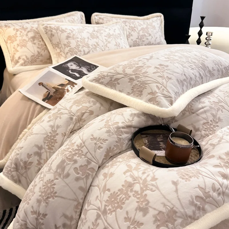 

Customizable Class A three-dimensional carved milk fleece four-piece set