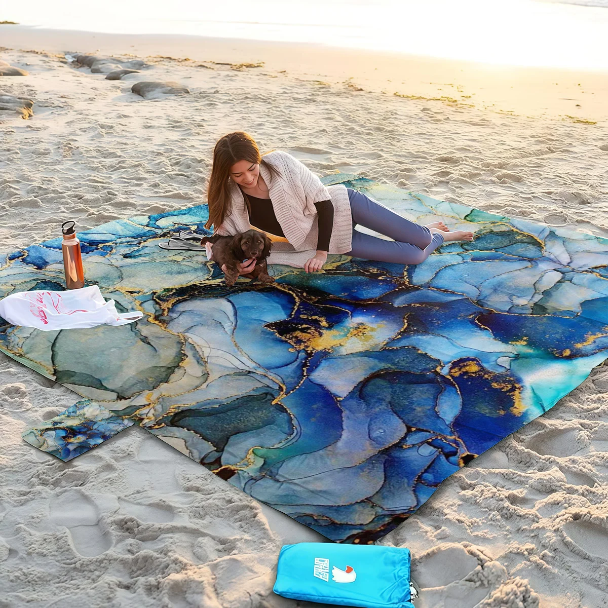 

Пляжный коврик 200x240 см с синим золотым мраморным узором, водонепроницаемый, песконепроницаемый, сверхбольшой, легкий, для пикника на открытом воздухе, для пляжа, кемпинга, путешествий