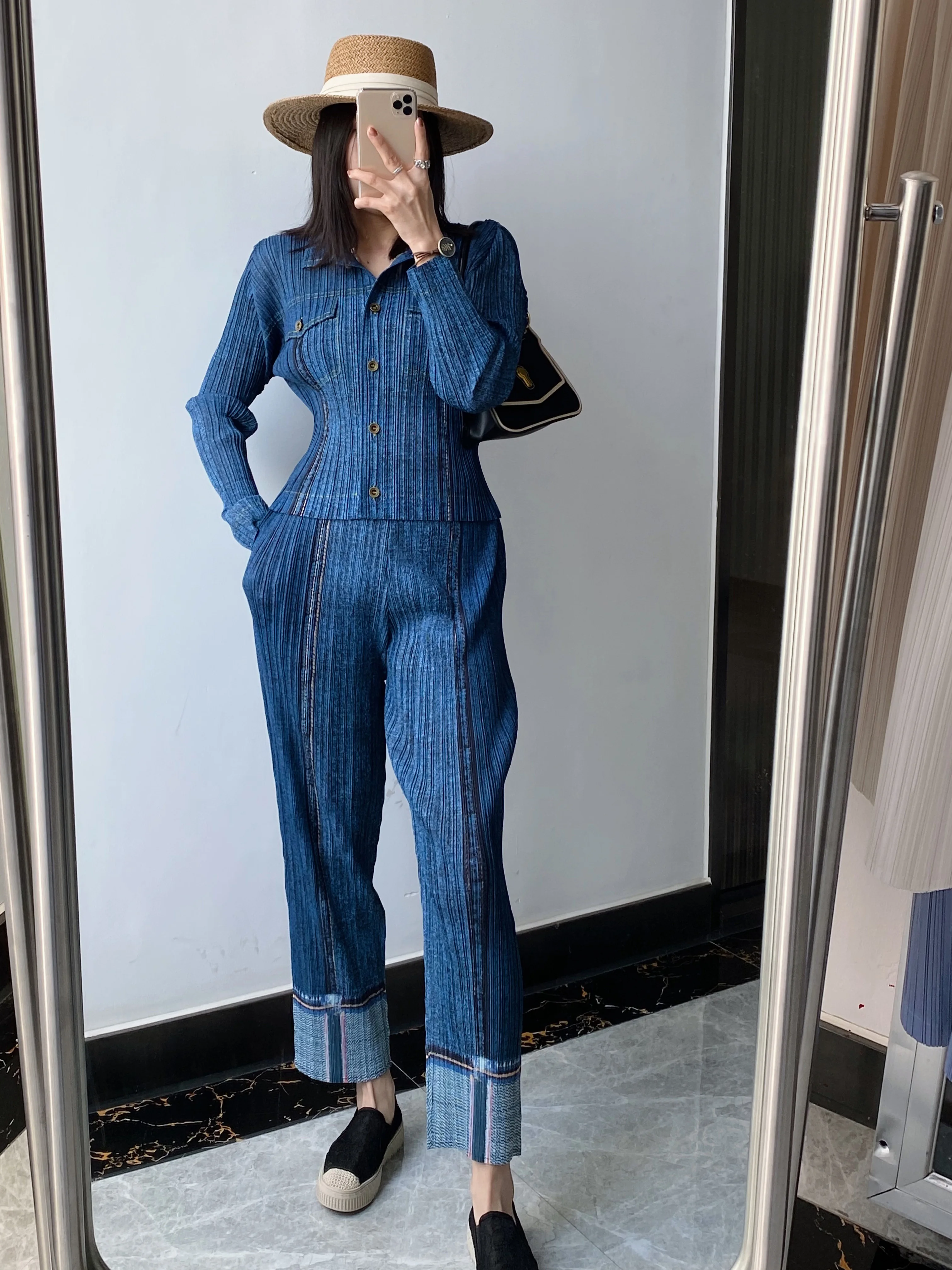 Miyake Pleated Denim Suit Women's Spring Summer 2023 New Long-sleeved Short Coat High-waisted Casual Pants Fashion Two-piece Set