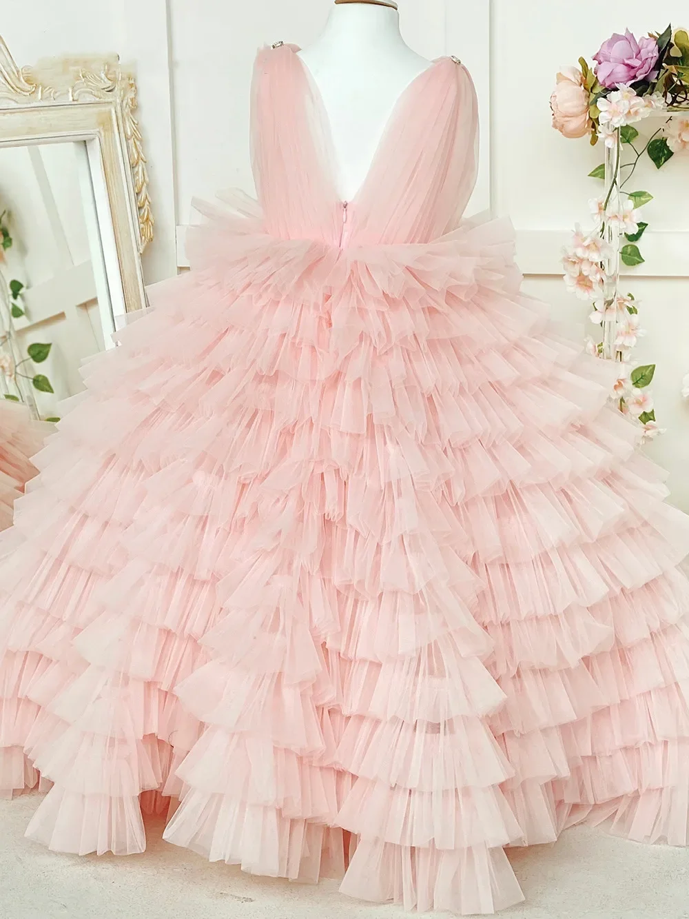 Custom Made Wedding Dress Tiered Tulle V Neck Sleeveless First Communion Flower Girl Dress Birthday Party Prom Pageant Ball Gown