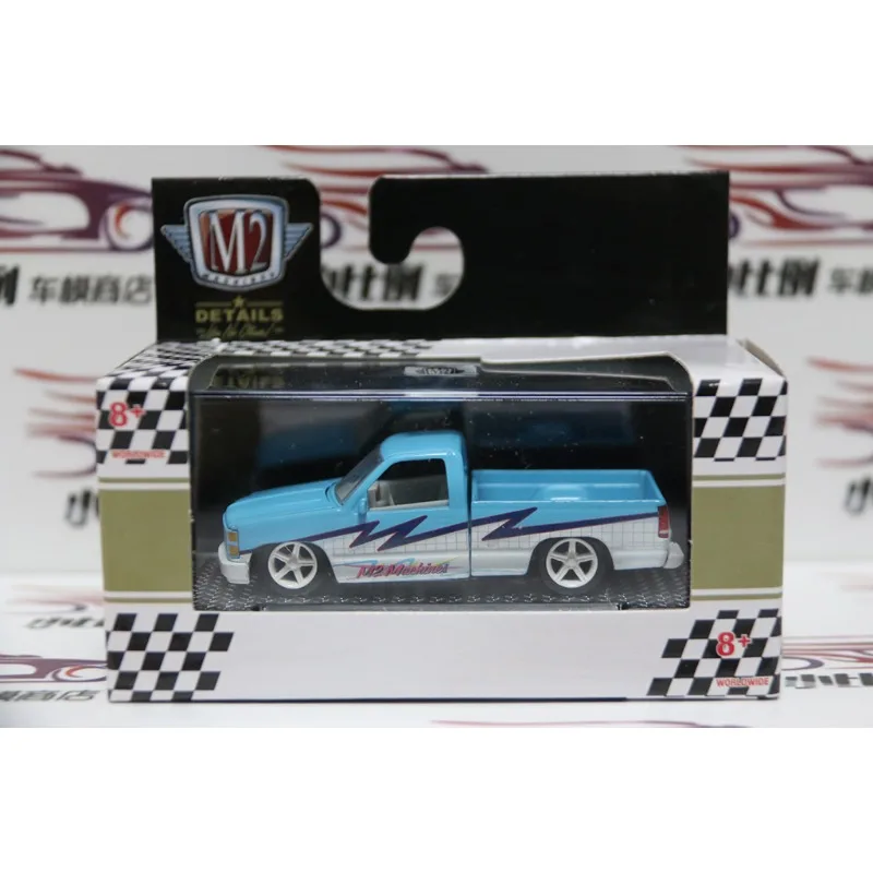 

1:64Simulated Alloy Car Toy Model Simulated High-end Car Model Collection Ornaments Brand New with Packaging Simulated Car Model