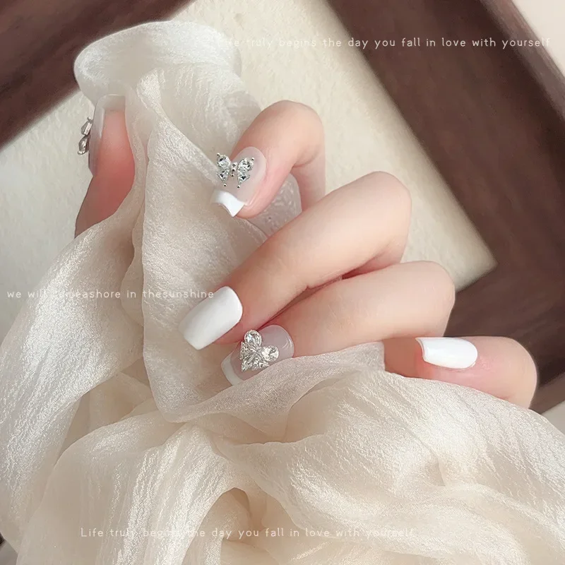 Clear Pink Champagne Purple 3D Butterfly Nail Charms 4Pcs Zircon Spliced Heart Rhinestones For DIY Press On Nails Nail Art