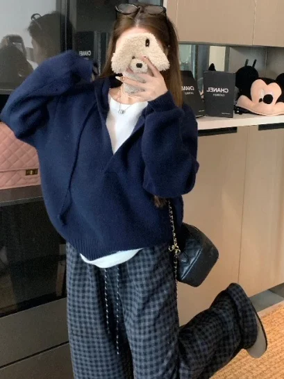 

Blue round Ne Sweater Women's Inner Wear Base Layer 2025 New Winter Korean Sle Lazy High-End Feeling Knitted Top