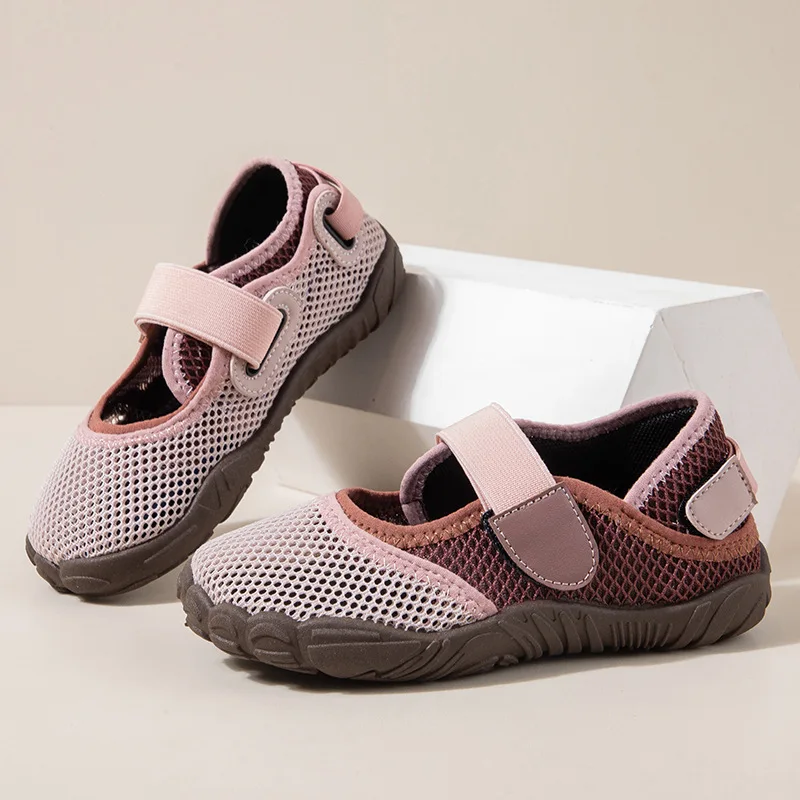 Picture 4: Kids Aqua Water Shoes 2026 Summer New Non-Slip Quick Dry Lightweight Soft Sole Outdoor Beach Sandals Boys Girls Students