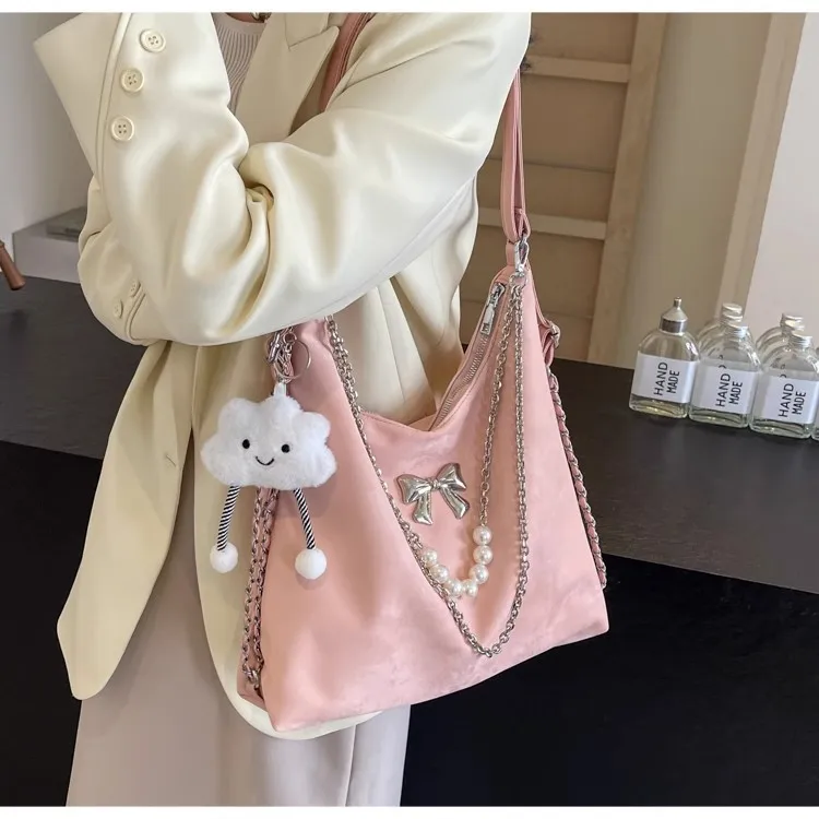 

New Summer Commuting tote bags Casual Soft Large Capacity Vintage PU Leather Single Crossbody bag Butterfly Pearl Chain