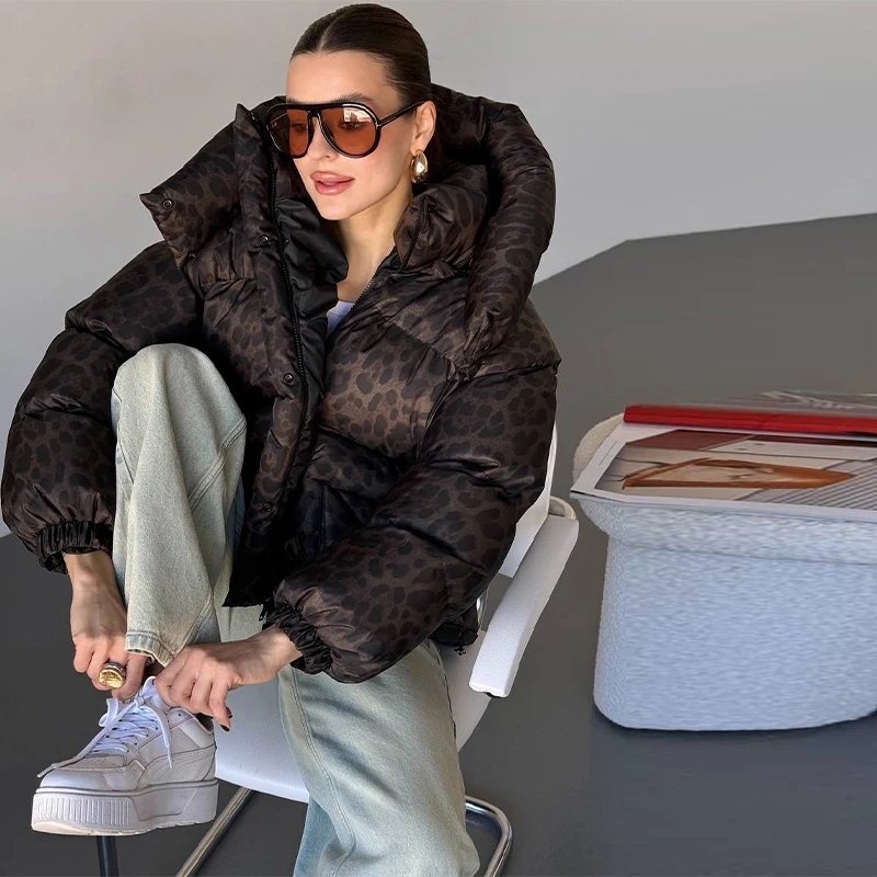 Women's Leopard Print Hooded Cotton Padded Jackets Stand Collar Zipper Short Puffy Coats 2026 Winter Lady Street Warm Outerwear
