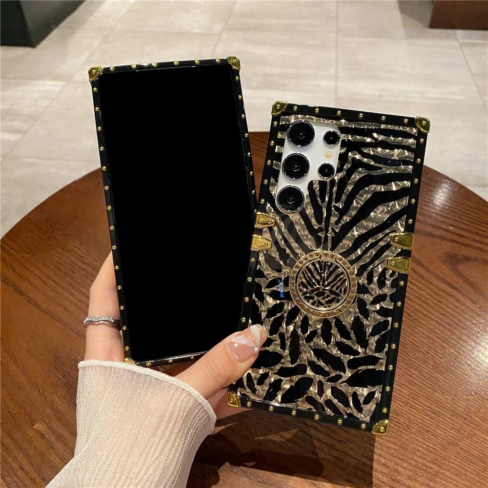 Luxury Glitter Gold Phone Cover Leopard Pattern Case for Samsung Galaxy A55 5G A05S A15 A25 A35 A54 A14 A13 A34 A23 A33 A53 A52