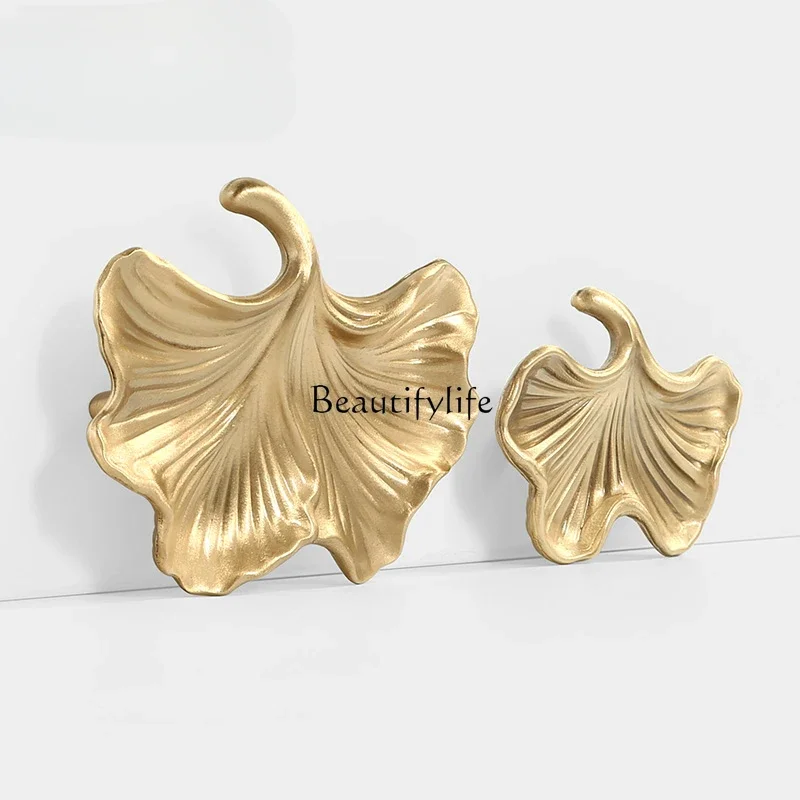 

Personalized Creative Leaf Handle Drawer Handle European Entry Lux Cabinet Door Handle