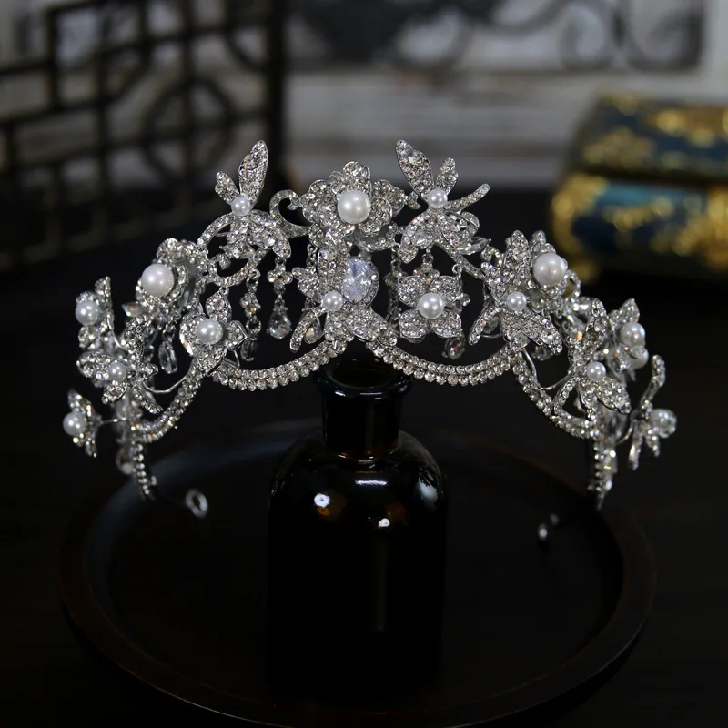 

CC Ornate Headpiece Dragonfly Tassel Wedding Tiara Bridal Hair Accessories Jewelry Crown Vintage Decoration for Ceremony Party