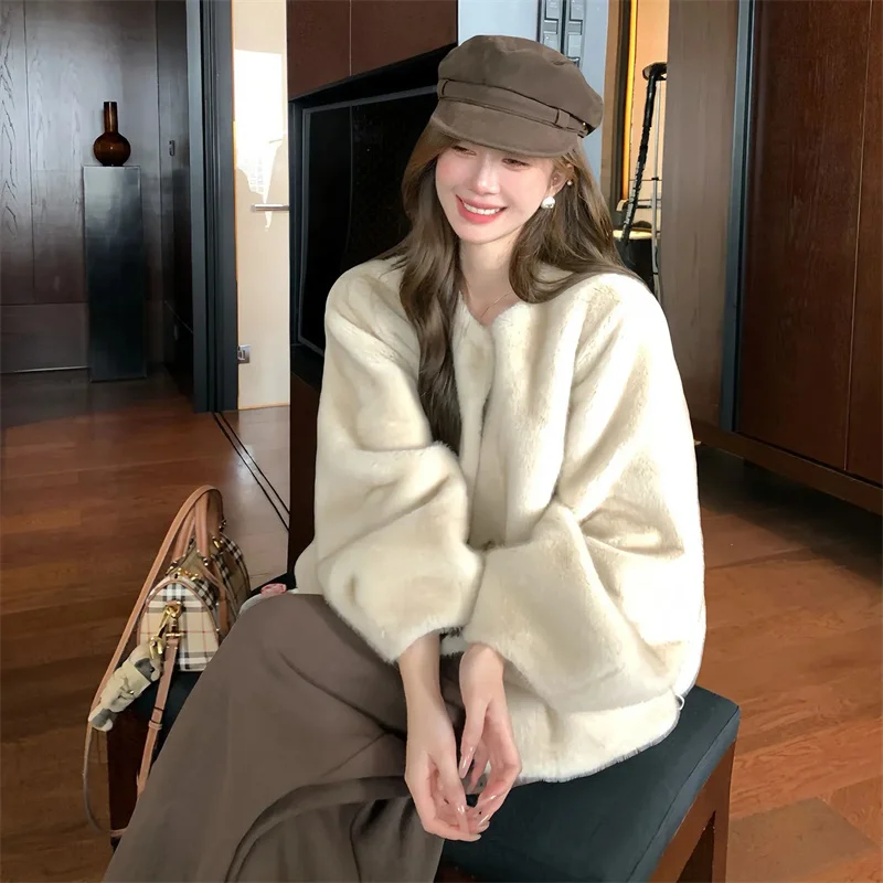 Ancient Style Mink fur Mink Integrated Short Environmen Tally Friendly High-end 2026 Winter Coat for Women Thickened and New Fur