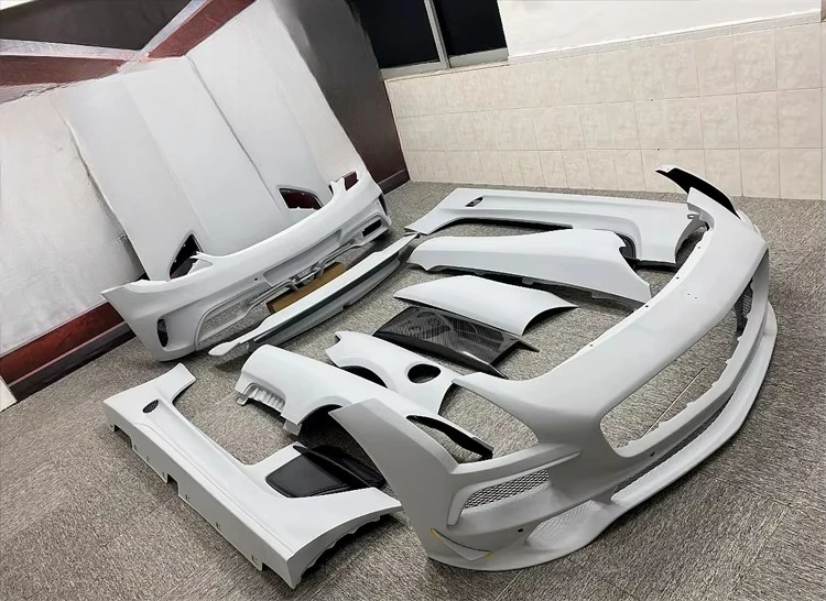 Black series style semi-carbon fiber front bumper side skirt extension back bumper rear spoiler hood for SLS R197