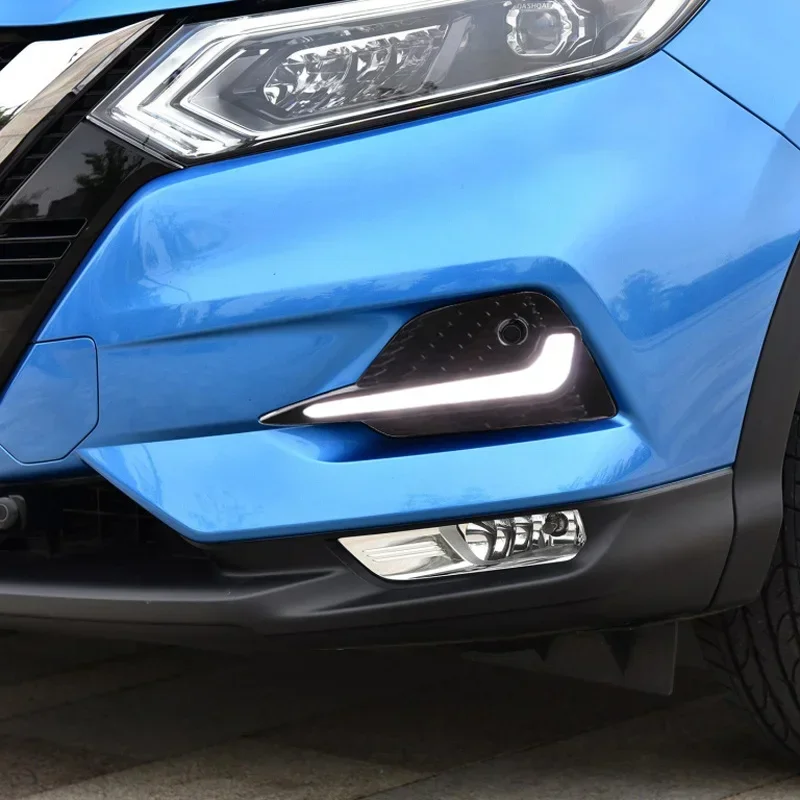 

LED DRL Daylights For Nissan Qashqai 2019 2020 Dynamic Turning yellow Signal 12V LED Daytime Running Headlights Decoration lamps