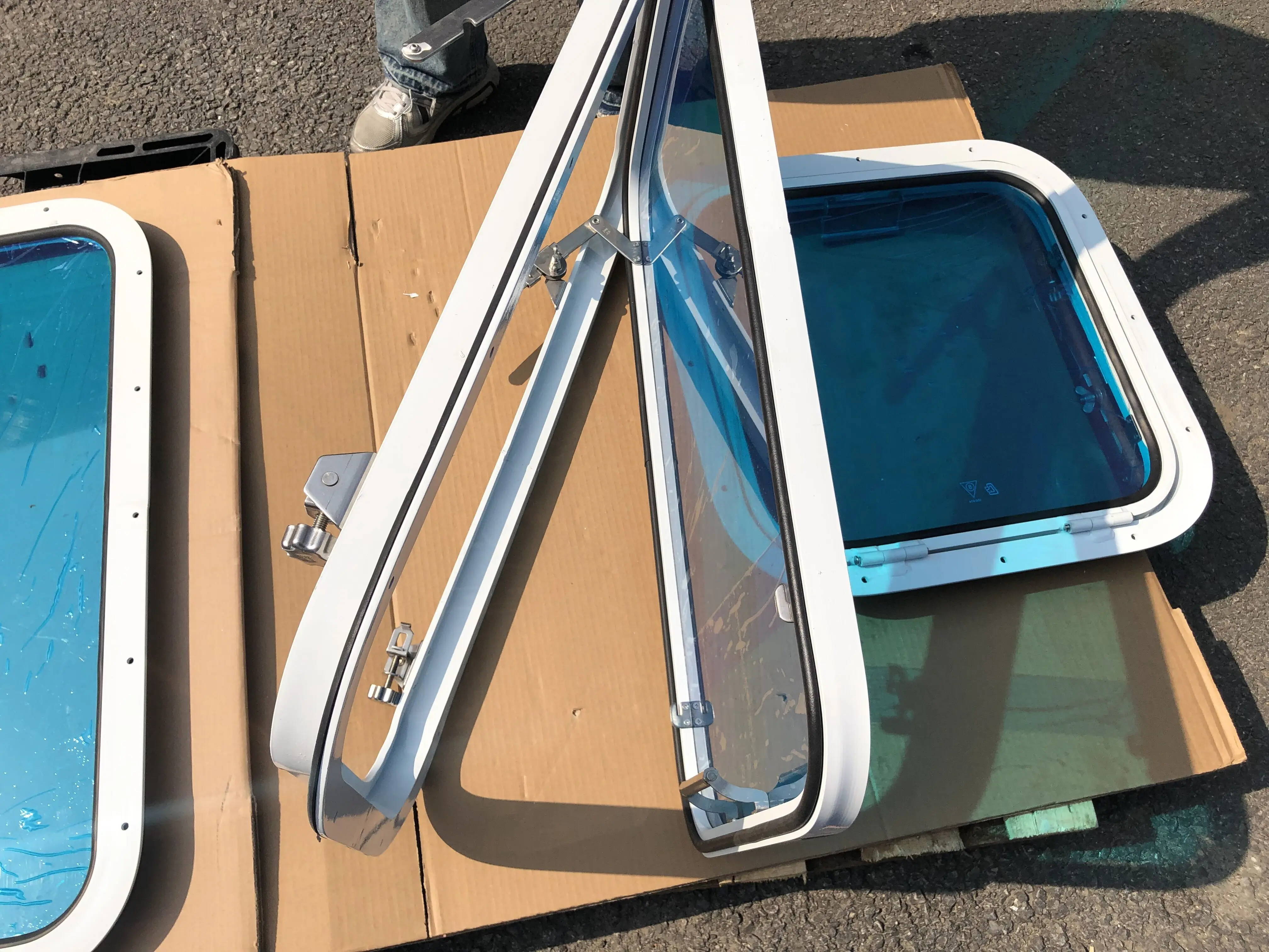 Marine Customized Aluminum Rectangular or Irregular Sliding Window Marine Porthole with Strong and High Quality