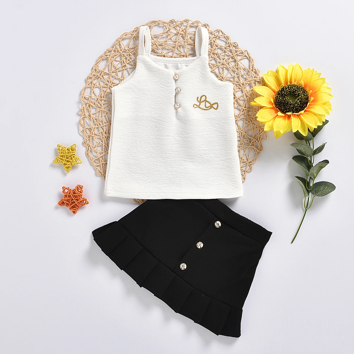 

2PC Summer Baby Girl White Horizontal Camisole Stamped Plus Black Pleated Skirt