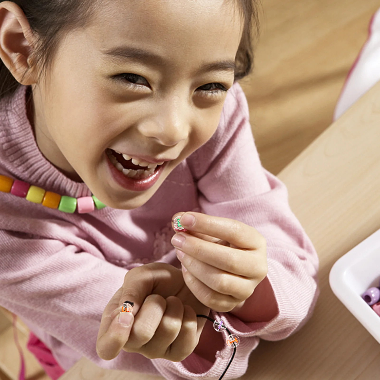 الحروف الملونة المستديرة DIY الخرز سحر فضفاض الاكريليك الأبجدية الخرز صنع المجوهرات الحرفية سوار قلادة الإمدادات #1