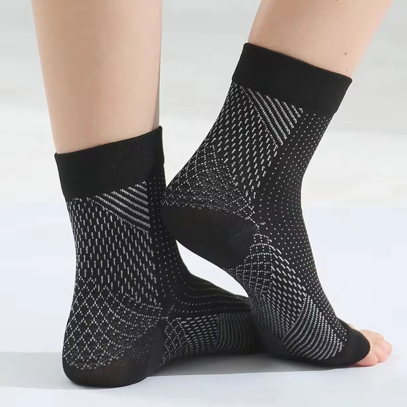 1 Pair Soothe Compression Socks for Relief Pain Neuropathy Socks for Men Women Ankle Support Breathable Elastic Sports Stockings