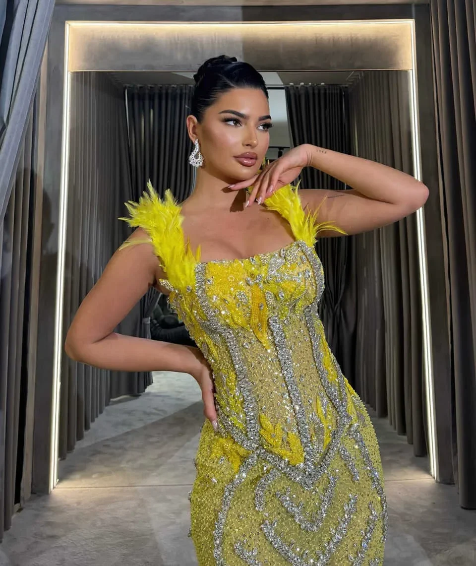 Luxury Mermaid ชุดราตรี Elegant Beaded Sequined Feather สแควร์คอพรหมชุดคริสตัลคนดังชุดที่กําหนดเอง