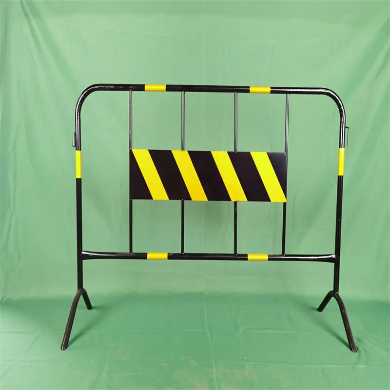 مخصص. حواجز فولاذية مجلفنة شديدة التحمل، حواجز التحكم في الحشود، الملاعب وأمن الحفلات الموسيقية