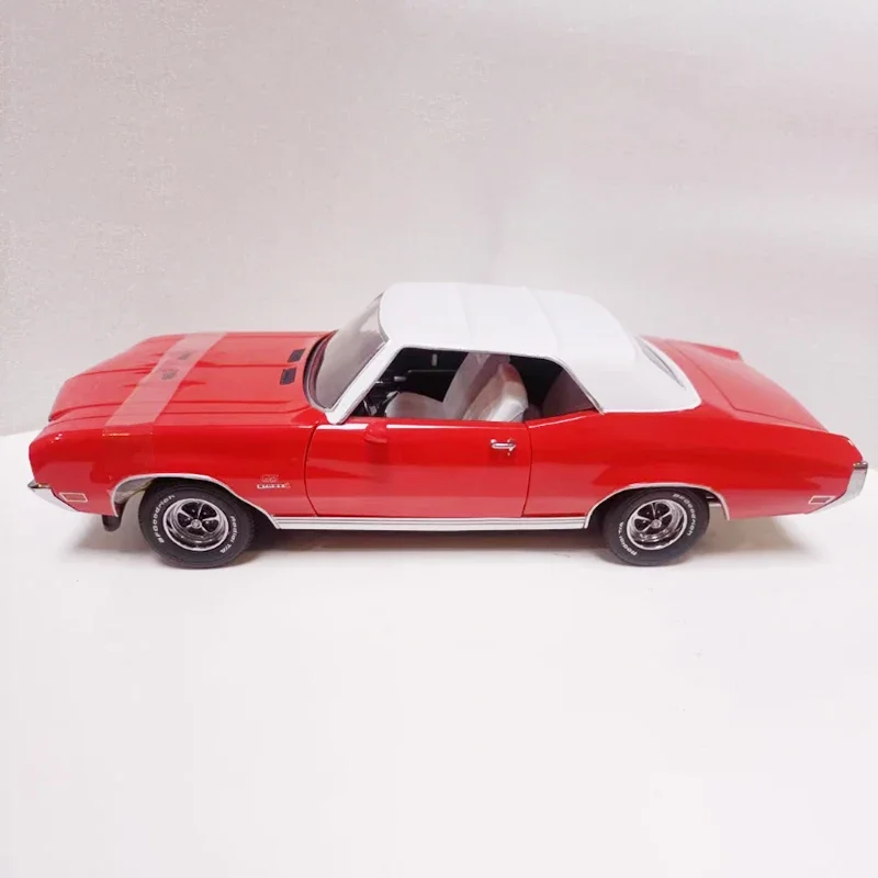 Sunstar Alloy 1/18 1972 Buick Skylark GS Vintage Car Coupe Car Model Classics Adult Souvenir Gift Hobby & Toys-No Color box