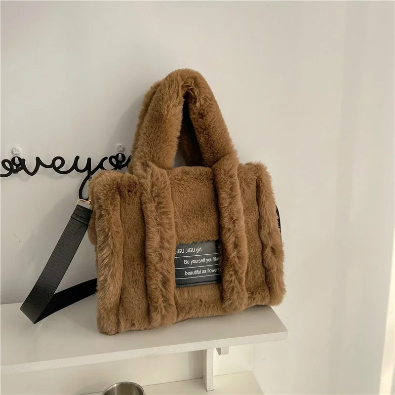 

2023 Winter Women's Faux Fur Handbag Large Capacity Soft Fluffy Plush Tote Bag Design Ladies Solid Colour Shoulder Crossbody Bag