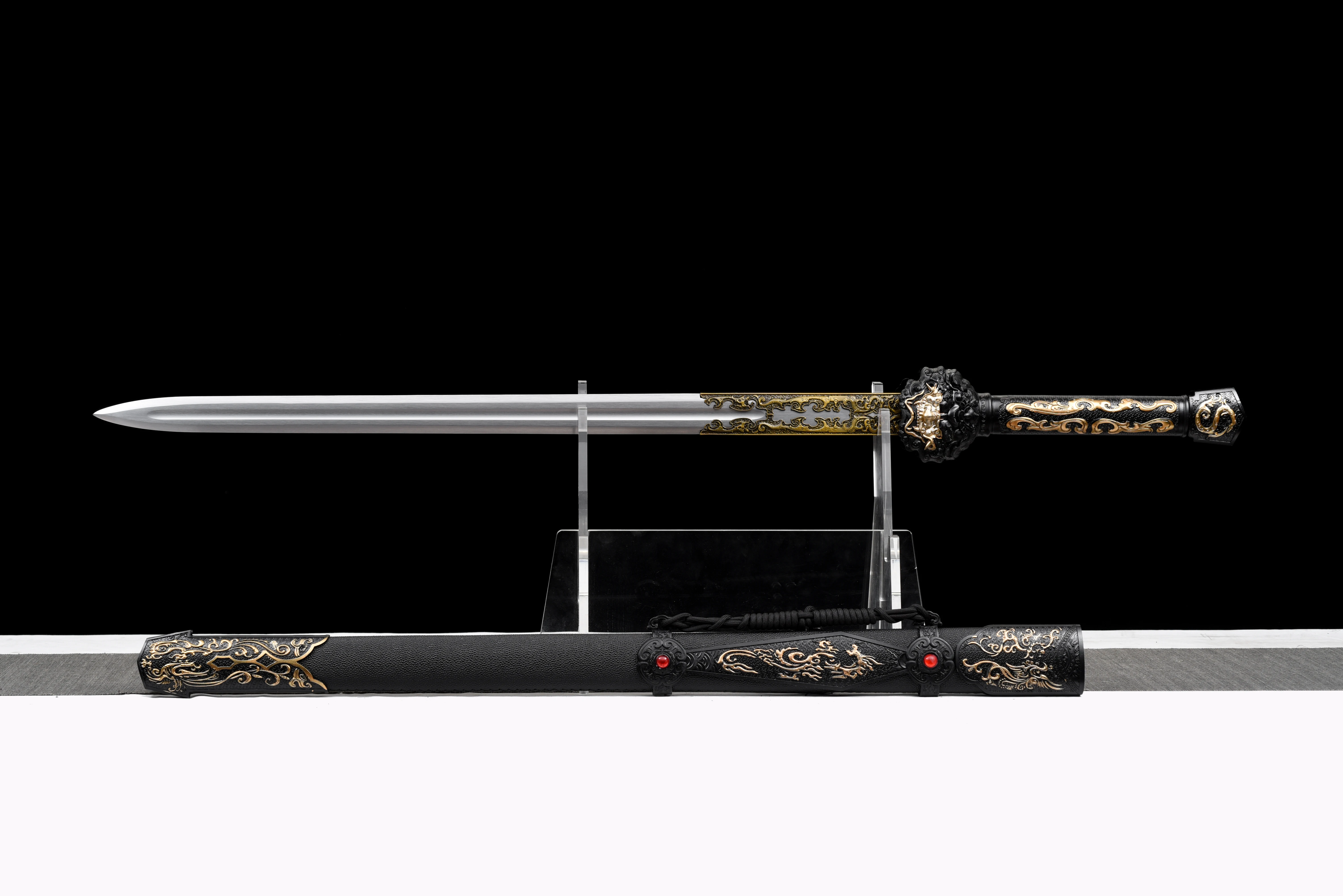 Chinese dragon and phoenix samurai sword katana, sharp blades for medieval battle preparation cosplay, full-handled weapons