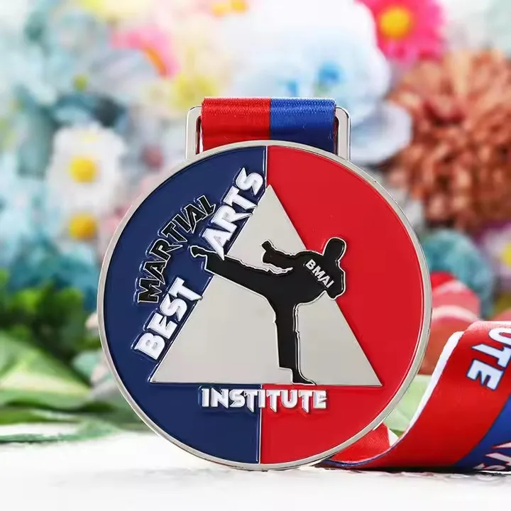 Medalla de Metal de aleación de Zinc, medalla redonda esmaltada 2d 3D chapada en plata, medallas de Taekwondo y Karate, logotipo personalizado para recuerdos, venta al por mayor