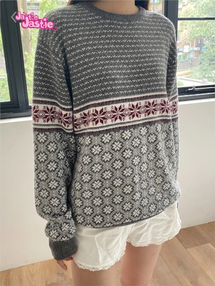 American Retro Snowflake Grey Knit Sweater Top O-neck Loose Chic Winter Sweater Cotton Blend Fashion Christmas Top Autumn 2025