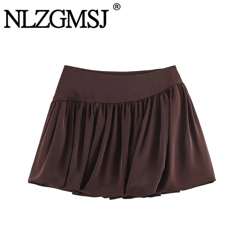 

Nlzgmsj 2026 Весенние женские короткие юбки Bromn: простые мини-юбки с модными повседневными плиссированными элементами для женщин