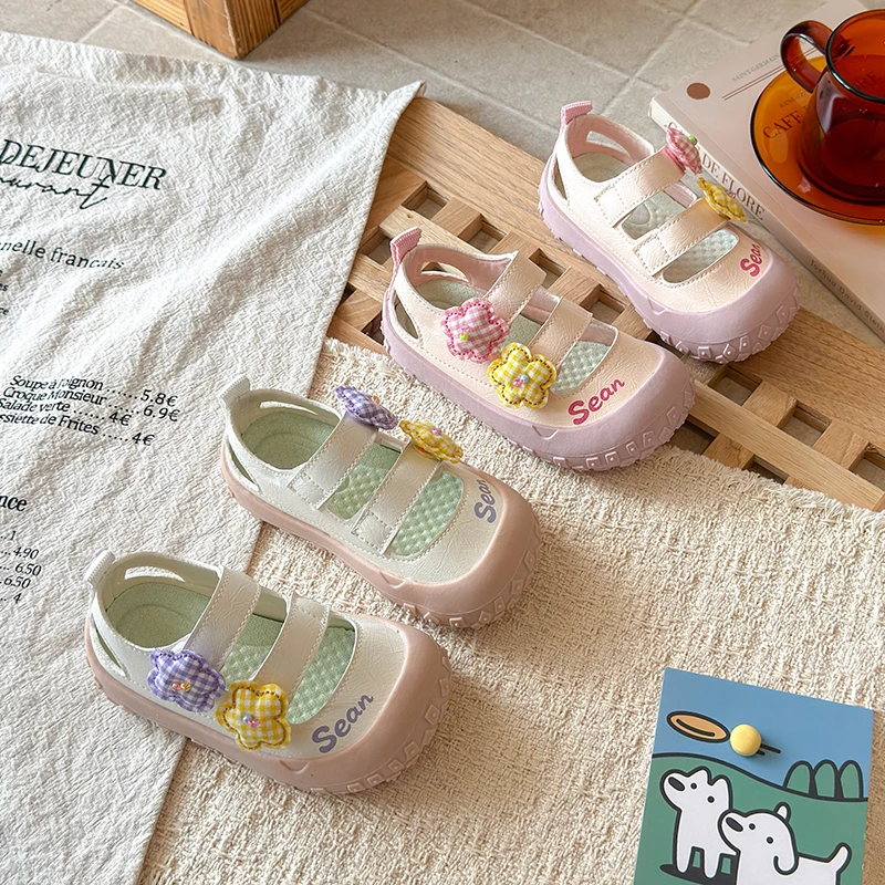 Girls Casual Shoes Hollowed-out Non-slip Kids Sandals Toes Capped Anti-kick 2026 Summer New Children Beach Shoes Mesh Breathable