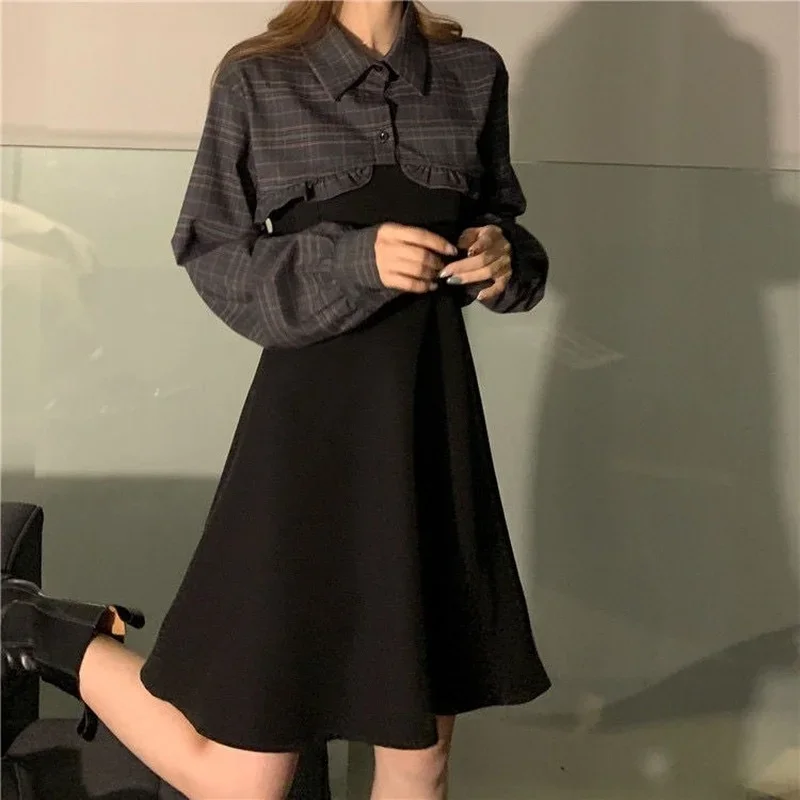 Hikigawa Chic Two Piece Set Women Cropped Shirts Tops + Slim Waist Sling Black Dresses Korean Harajuku Suit Femme Roupas 27c308