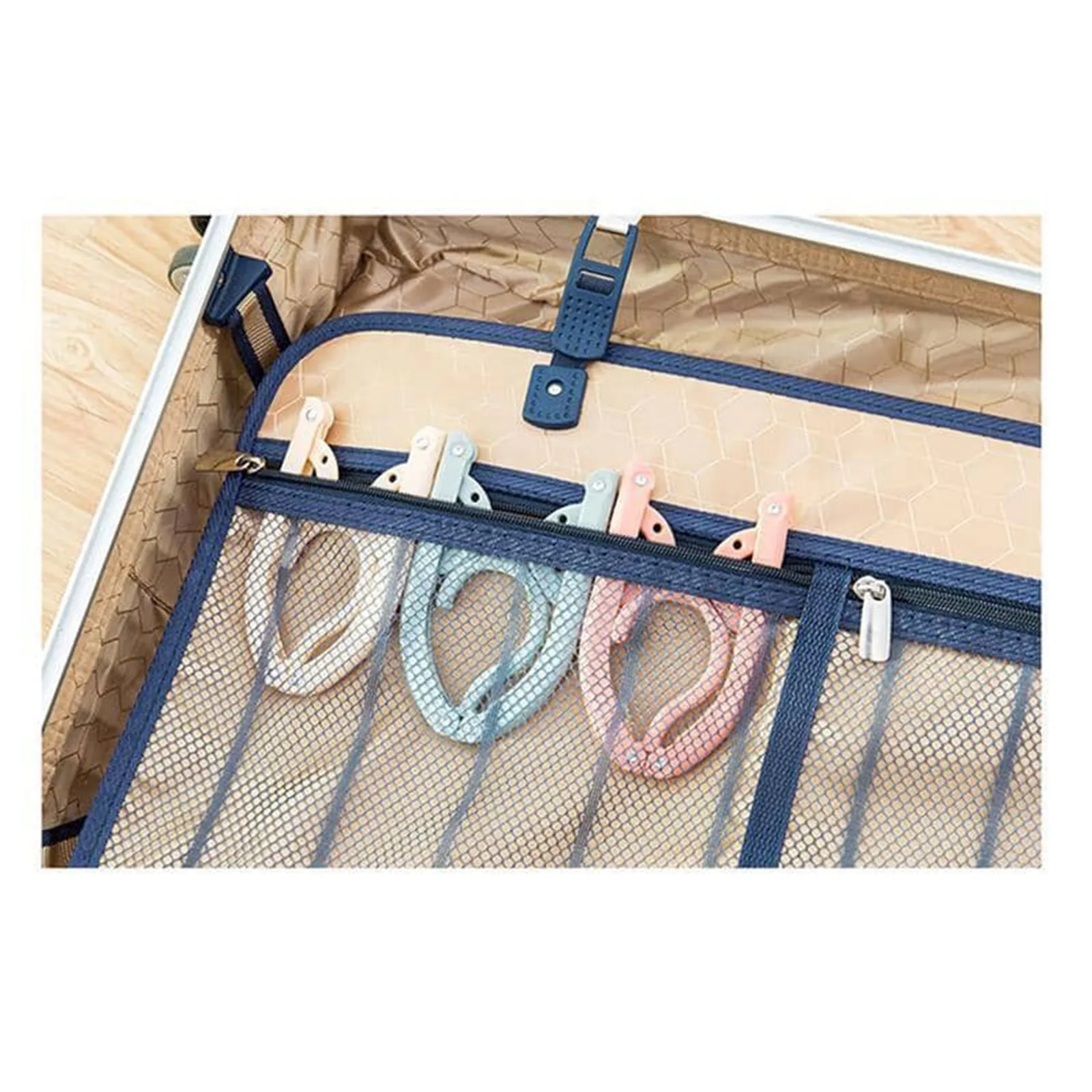 10pcs Folding Travel Hangers Portable Folding Clothes Hangers Travel Space Saving Foldable Clothes Drying Rack for Adult