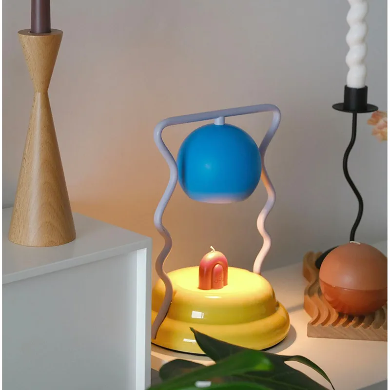 Mushroom House Aromatherapy Candle Flameless Melting Lamp Designer Fragrance Ornament Long-lasting Scent Table Lamp