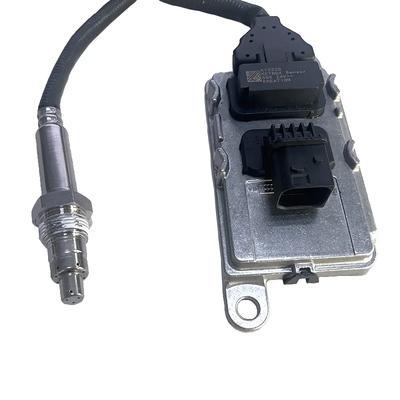 CUMMINS Nitrogen Oxygen Sensor 5594608 A063W651 24V NOX SENSOR