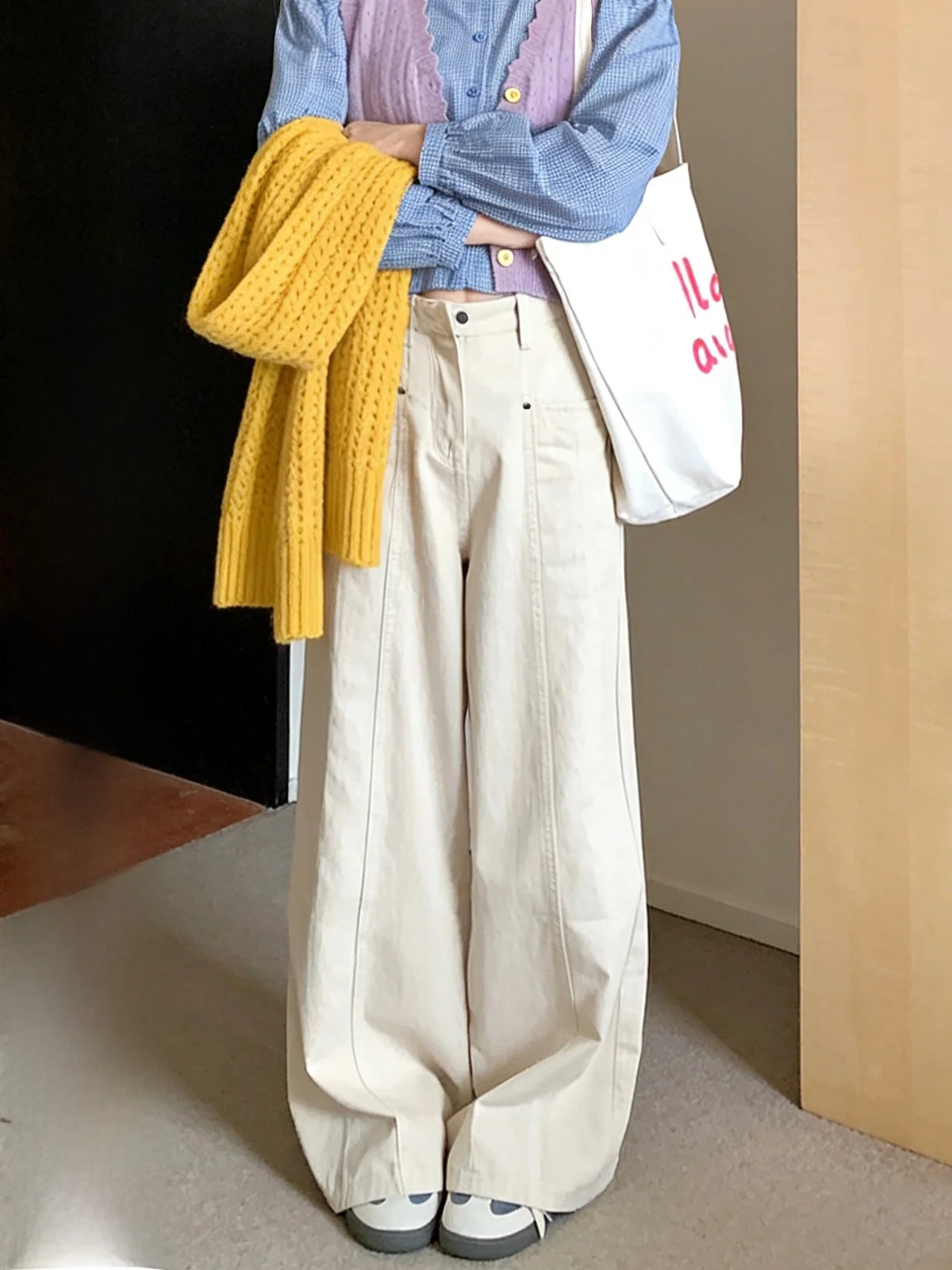 

Iuui·le 2026 Spring New Wide Leg Casual Jeans Women's Loose Long Pants Senior Vintage Sewing Line Decorated l Waist