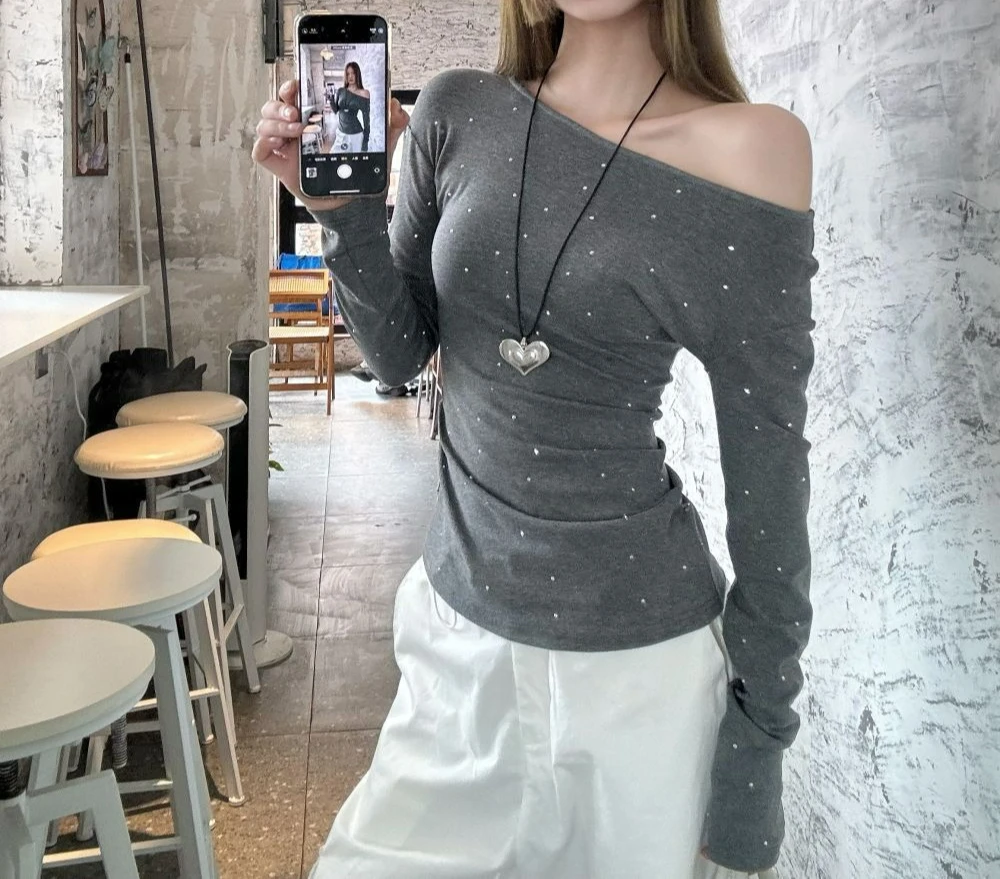 Slash Shoulder Bottoming Shirt Women's Design Sense Printed Slim Top Long Sleeve T-shirt Gray