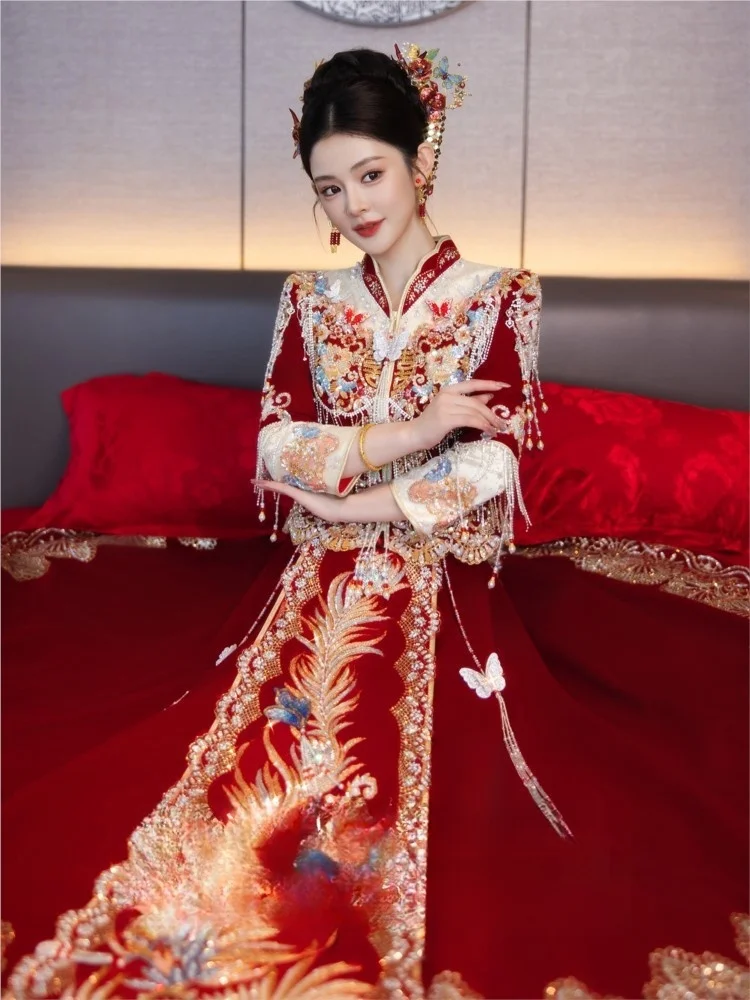 

Chinese-style wedding dress for brides formal heavy velvet