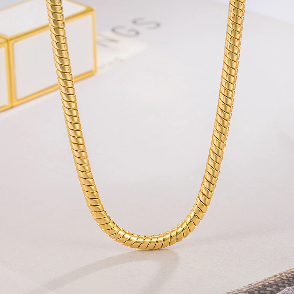 925 Sterling Silver 4MM Chain Unisex Chokers Necklaces Ethnic Cultural Charm Trendy Snake Chain Jewelry Anniversary Gift